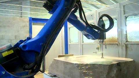 ROBOT MARMO T&D ROBOTICS KUKA