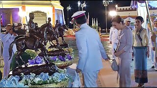 พระบาทสมเด็จพระเจ้าอยู่หัว สมเด็จพระนางเจ้าฯ ทรงเปิดพระบรมราชานุสาวรีย์สมเด็จพระนเรศวรมหาราช