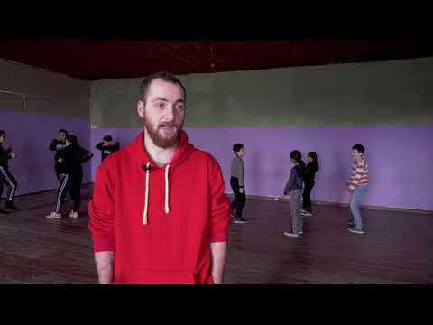 თაზო ხალხელაური