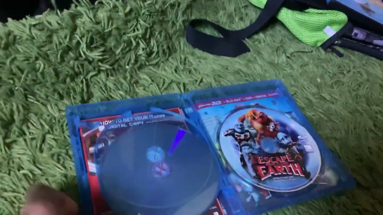 does blu-ray 3d actually work on a PS4 and regular blu ray gives you high quality?