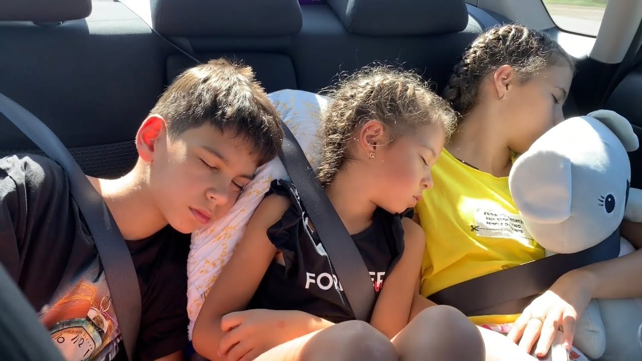 Opel omega потолочный монитор. что такое телевизор в автомобиле. а4 24 часа челлендж в машине тесла влад. монитор телевизор для авто. что такое телевизор в автомобиле.