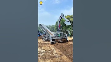 Tracked Mobile Hopper Feeder in Action 🚜📦