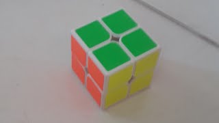 Tentando montar um cubo mágico 2x2 muito difícil?