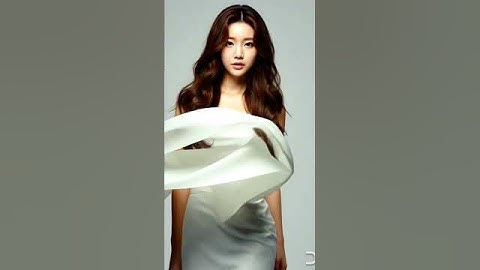 [LOOKBOOK] 순백의 하얀 원피스에 햇살 가득 담았어 부드럽고 청초한 무드 함께할래? Sunshine in a dress!#화이트원피스 #햇살무드 #룩북여신 #AI모델