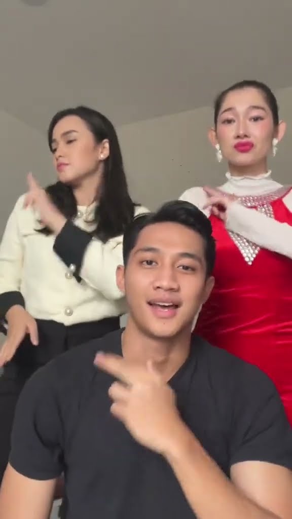 Siapa siang-siang gini dikala puasa suka ajakin temennya buat joget kayak Munggaran? #shorts