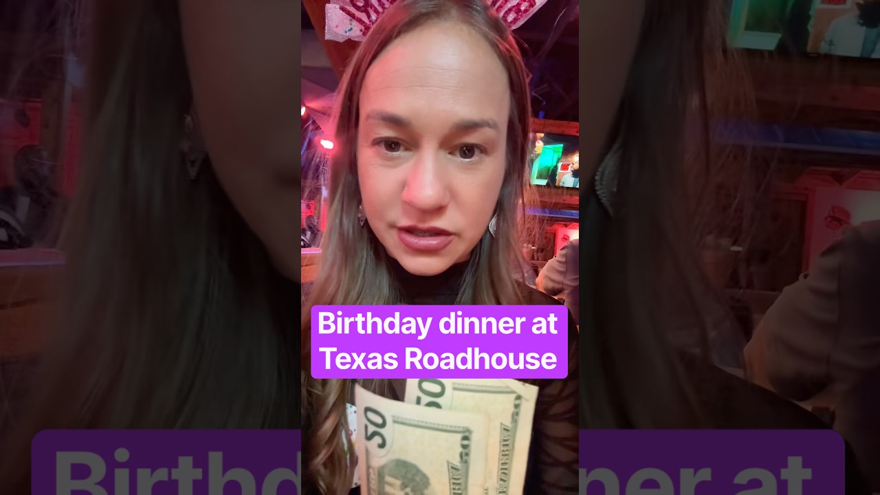My bf took us out for my birthday dinner at Texas Roadhouse🥰