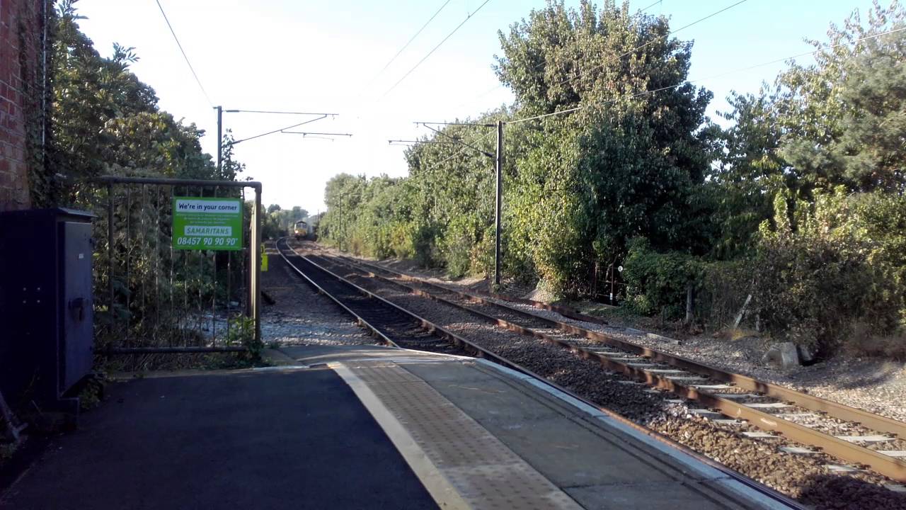 camera iphone 8 plus apk *NICE 2 TONE* 66541 passes through Needham Market | 14/09/2016