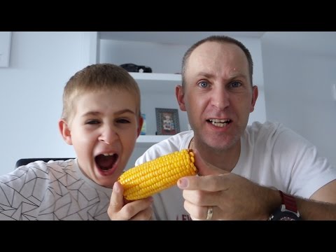 Videó: 1000 Hektár Monsanto Kukoricát Tisztítottak Ki A Magyar Mezőktől - Matador Network