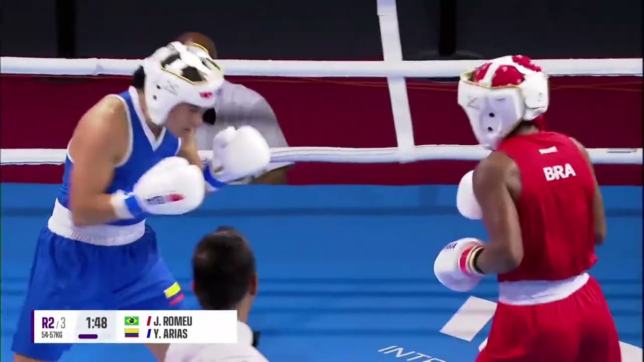 VÍDEO: jogo de futebol feminino transformado em combate de boxe - TVI  Notícias