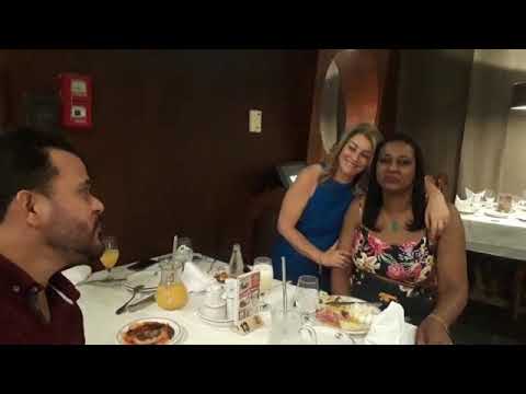 Jantar com os amigos no Coxilha dos Pampas