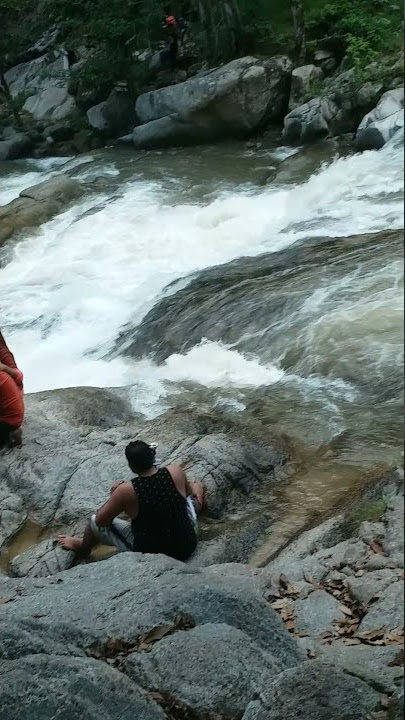 air terjun camang