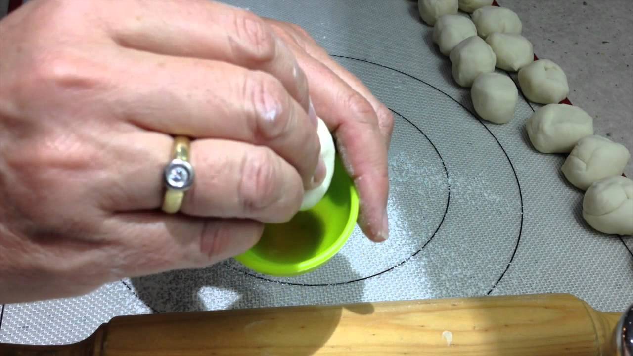 How to Make Peking Duck Pancakes cheekyricho Thermochef Tutorial - YouTube