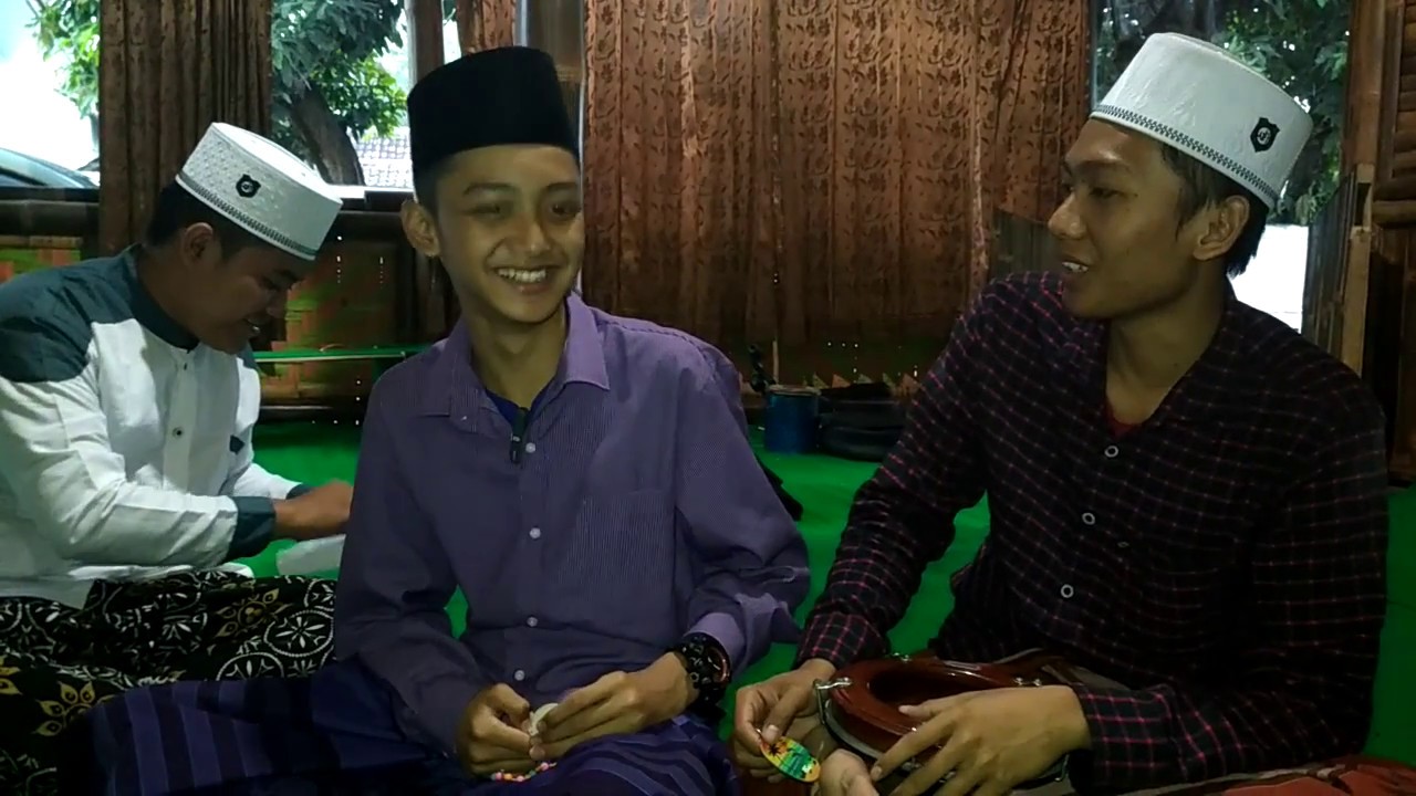 Gagal Bawakan Lagu Despacito Gus Azmi Askandar Syubbanul Muslimin