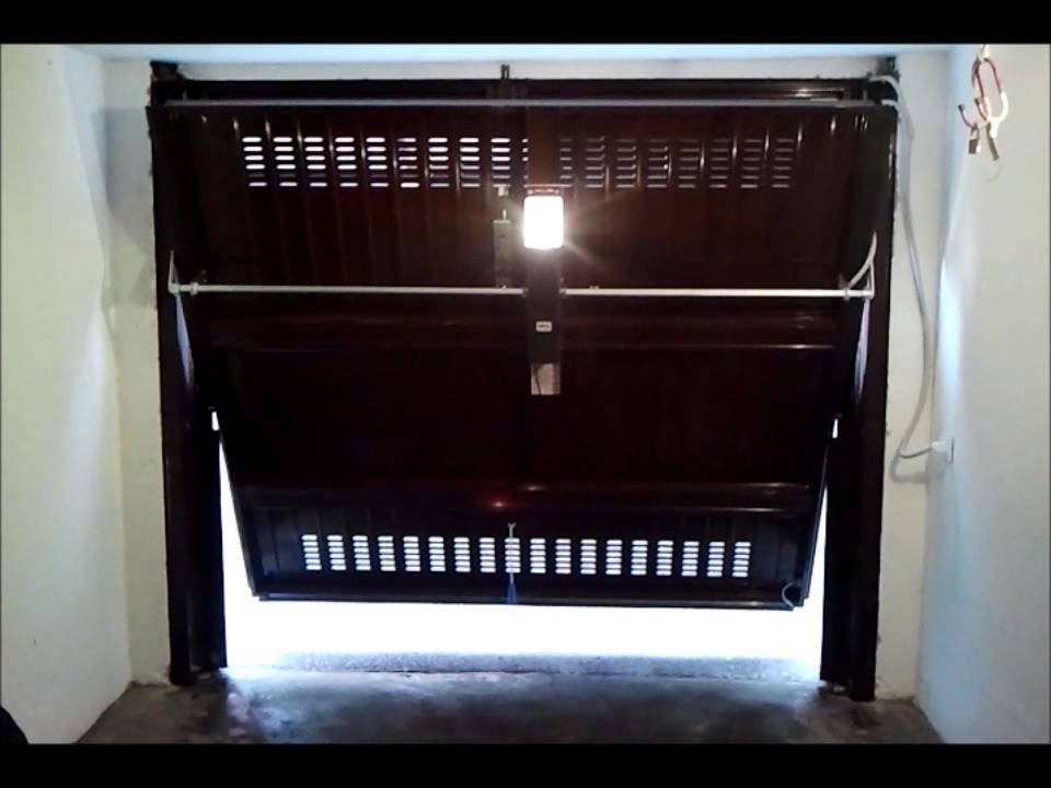 Automazione basculante per box youtube Porta garage basculante automatica