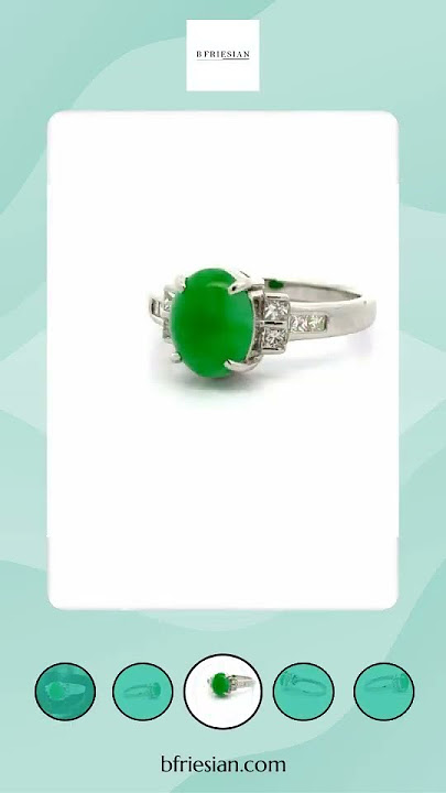 Fine Jade and Diamond Platinum Ring