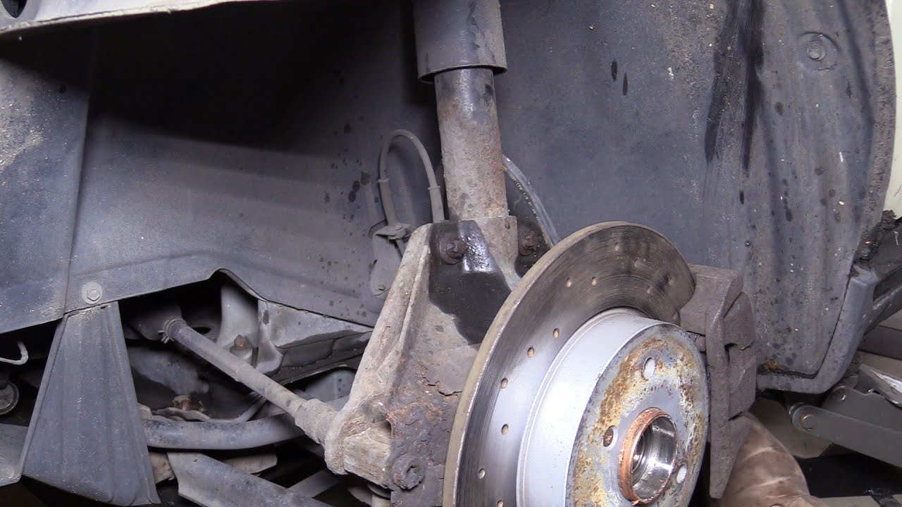 Smart 450 Stoßdämpfer vorne wechseln. Schritt für Schritt.