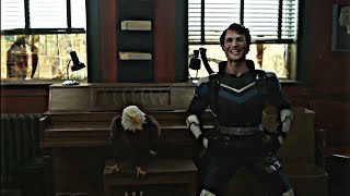 Miren ¿Cual soy yo cual es Eagle? - Chiste de Vigilante - Peacemaker Capitulo 6 en Español