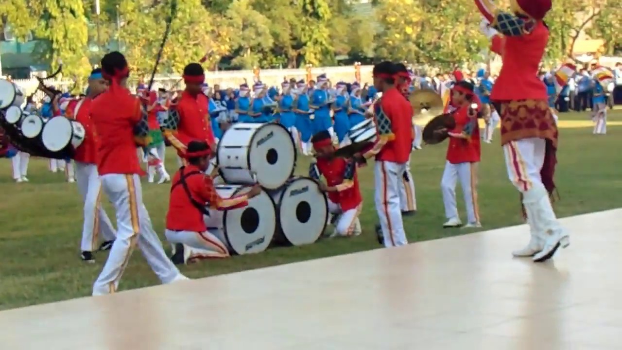 MARCHING BAND MTsN 1 SUMBAWA