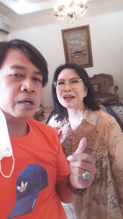 Tukang cukur keliling Ketemu penyanyi Legend Rafika duri , , grogi euyyyy , , Rafika duri show