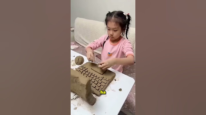 Questa ragazza ha fatto un portatile di fango 😮