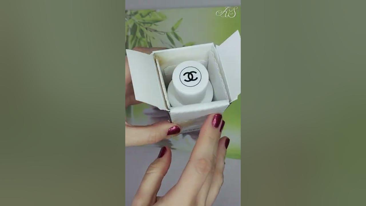 Chanel N° 5 l'eau in-shower gel unpacking 