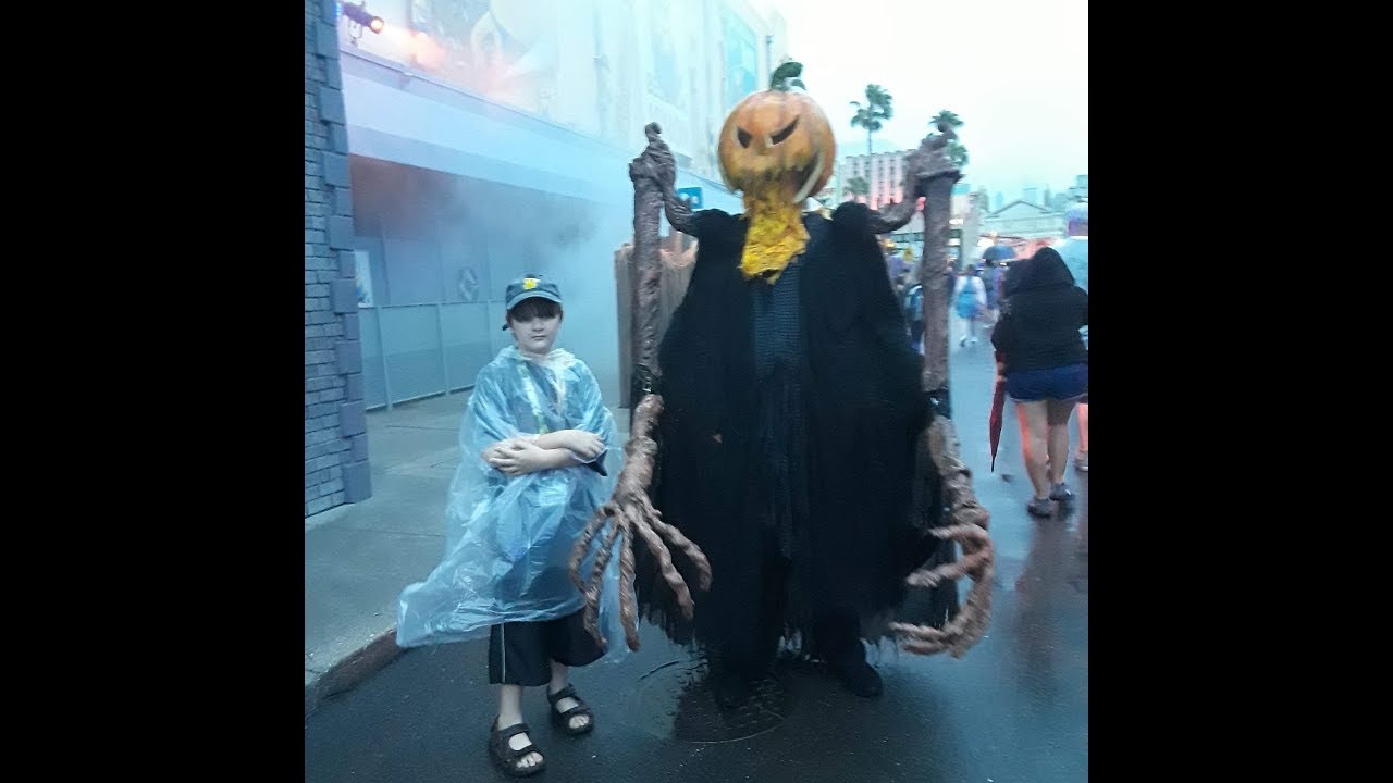Halloween Horror Nights 28 (1122018) YouTube