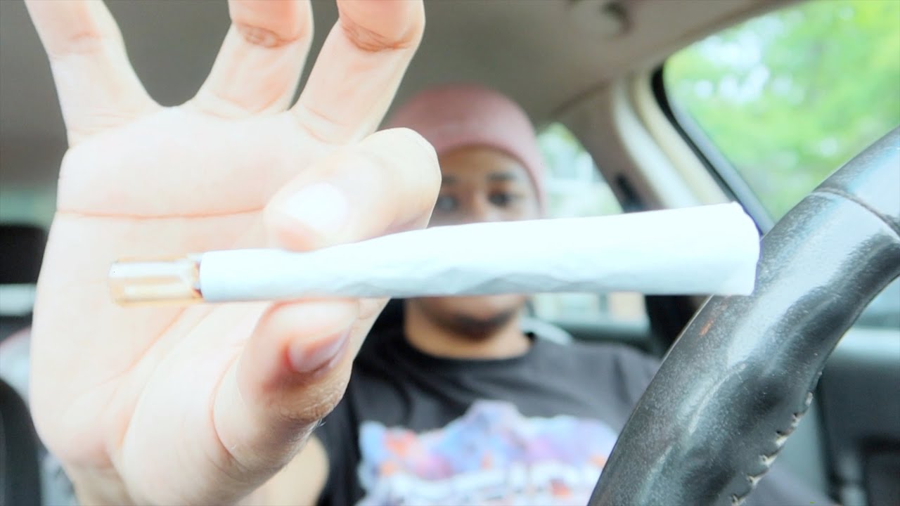 3.5 GRAM FAT JOINT BEFORE A STORM (Hotbox)