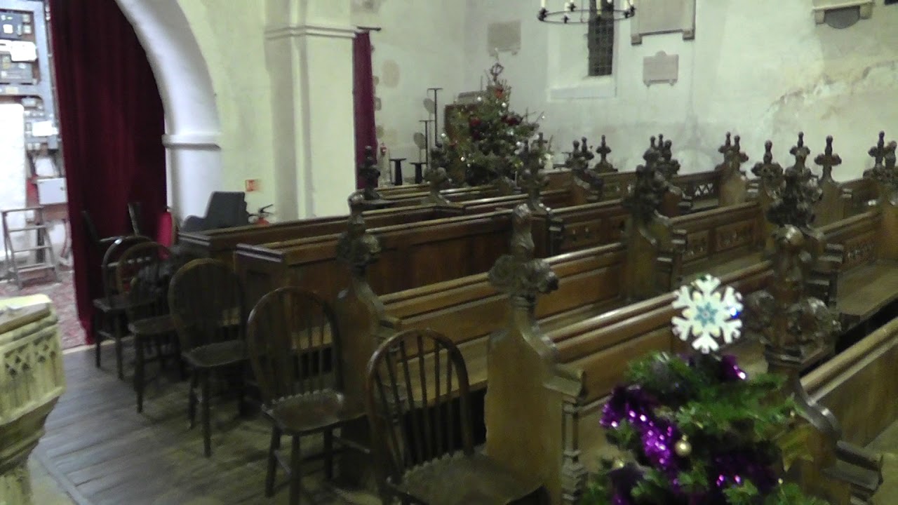 Petham church (1) December 2017 Xmas tree's display