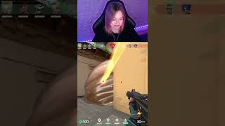 Вот это минус три #valorant #valorantclips #twitch #valorantjett #peetressex