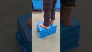 How tough is a returnable tote really? Let’s test it. 💪📦#packaging #crate #warehouse
