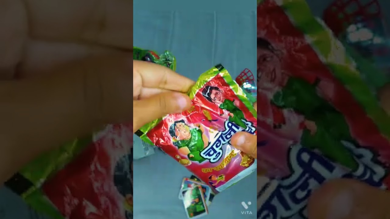 Opening random gifts and toys packets. (Chugli chachi and Bandar mama) 