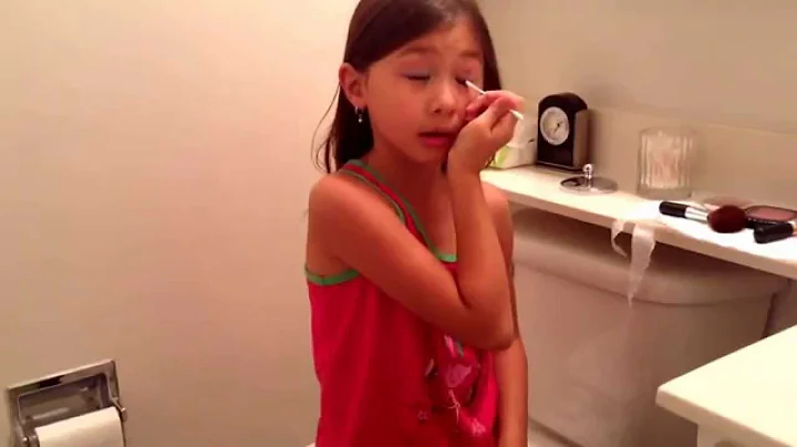 Jillian Schaefer - no mirror makeup challenge