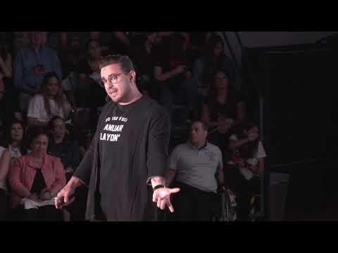 Los negocios de la moda y la periferia del sistema  | Anuar Layon | TEDxColegioHebreoTarbut
