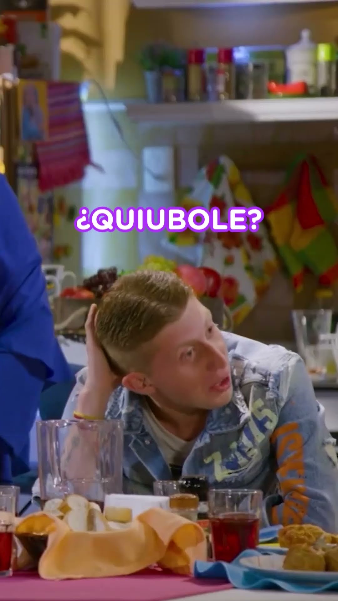 Todos zapean a Benito ? #Vecinos #Bloopers