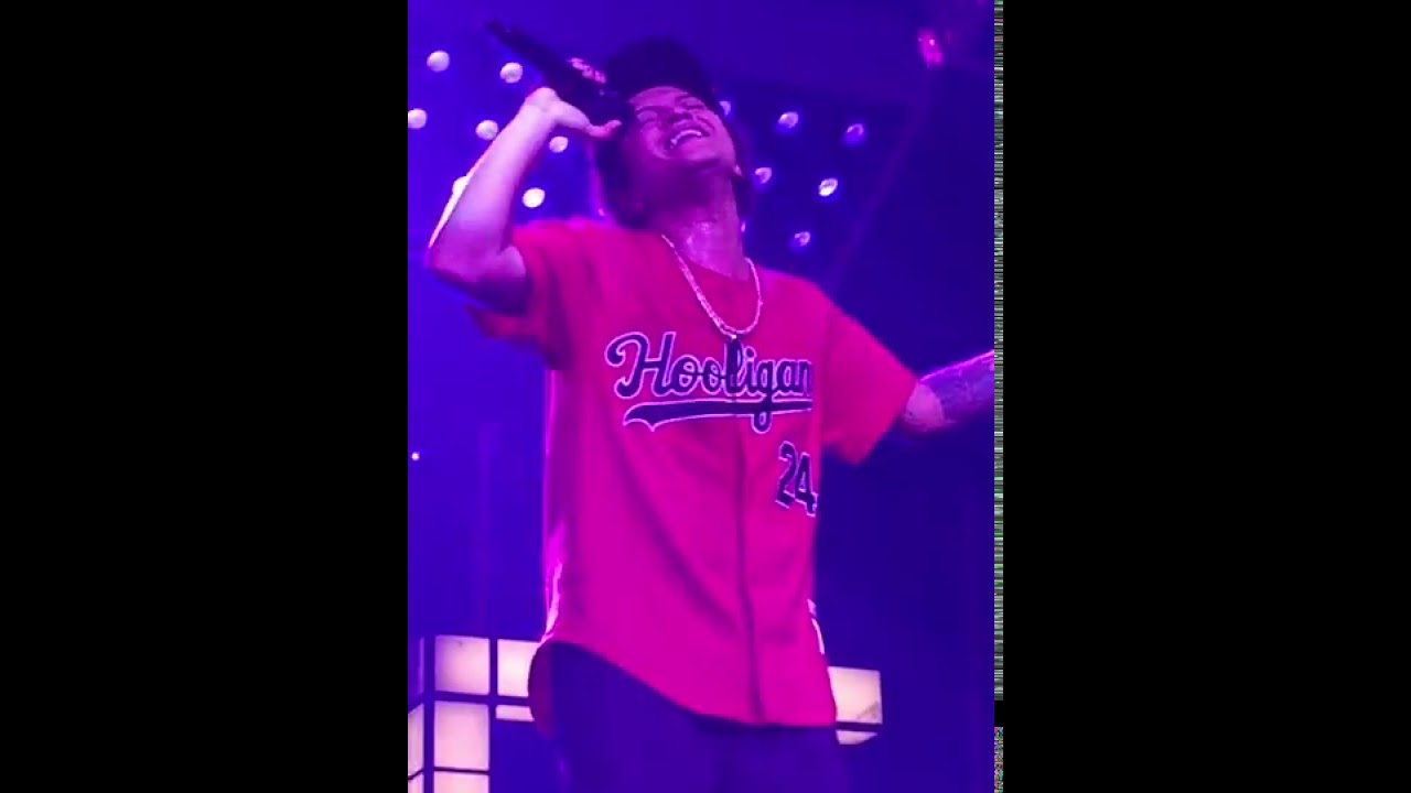Bruno Mars in DC, Versace on the Floor. 9/30/2017 24K Magic Tour
