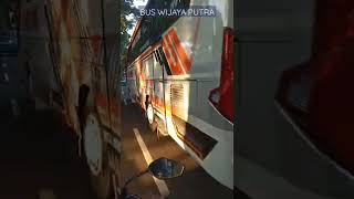 BUS WIJAYA PUTRA