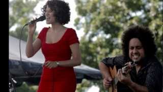 "Girl from Ipanema" - Cyrille Aimée & Diego Figueiredo (live) chords