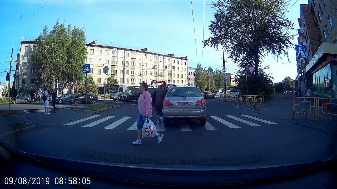 Using a Car to Cross the Street || ViralHog - YouTube
