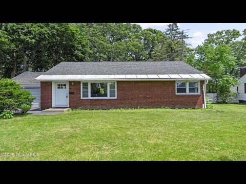 19 Holly Lane, Colonie, NY home video tour