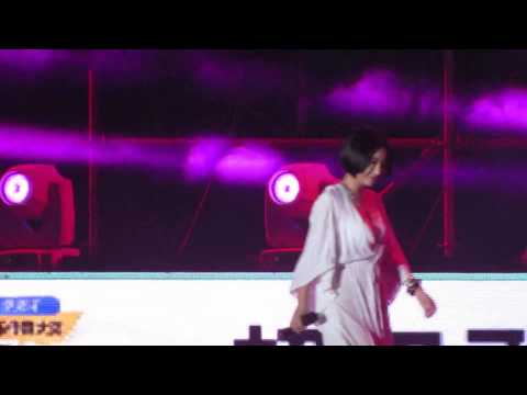 孟楠 - 16届华语音乐传媒大奖 《痒》《我来自梦》20150807