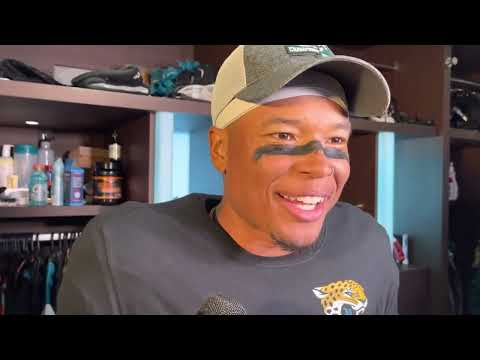 Marvin Jones Jr. In Jaguars locker room after Jacksonville wins AFC South
