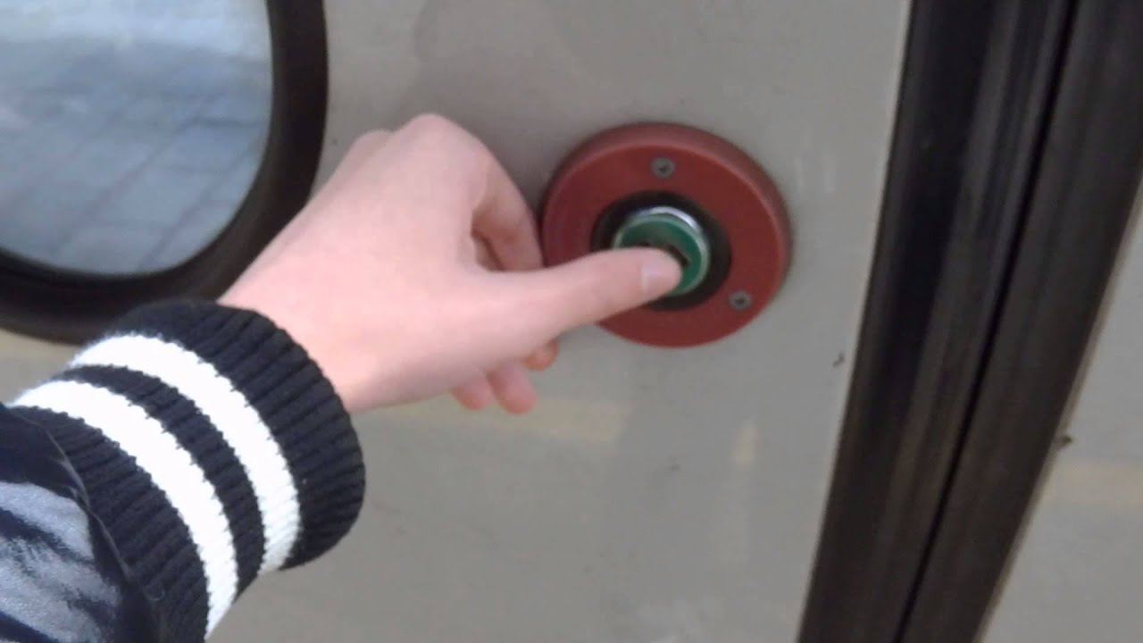 Going into CFL E-Loc 3007 + Dosto @ Railroad Station Esch-sur-Alzette, Luxembourg