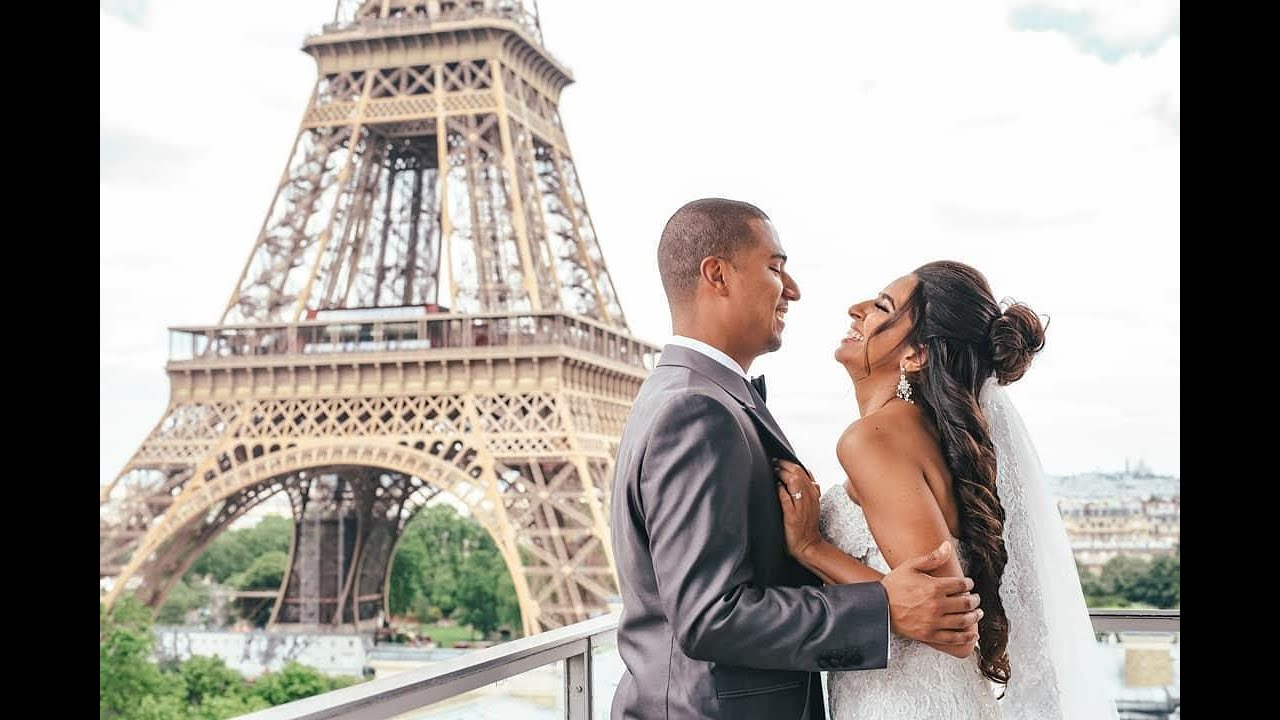 Destination wedding in Paris