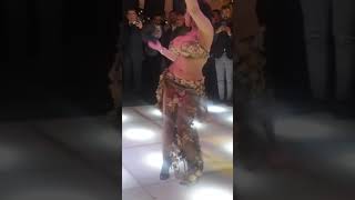 belly-dancer رقص ساخن  من اصحاب الصدر الكبير