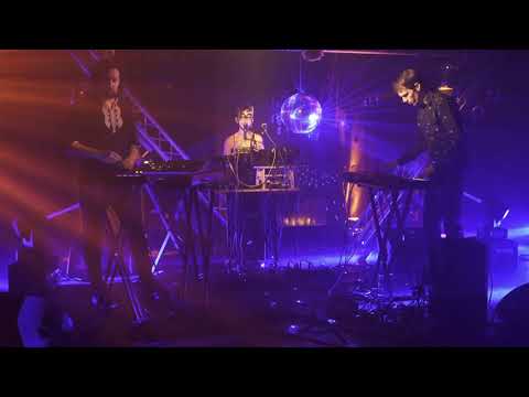 Brid & Snyder feat. SamYra - Love Me More (live at Bunkerliebe)