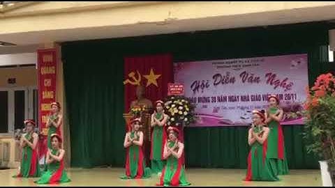 Múa mashup lá thư gửi thầy, quê tôi, giấc mơ trưa. Lớp 8A1 Trường THCS Nghi Tân.