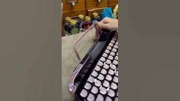 Knewkey Rymek Classic Typewriter-Style Mechanical Keyboard Unboxing Video #shorts
