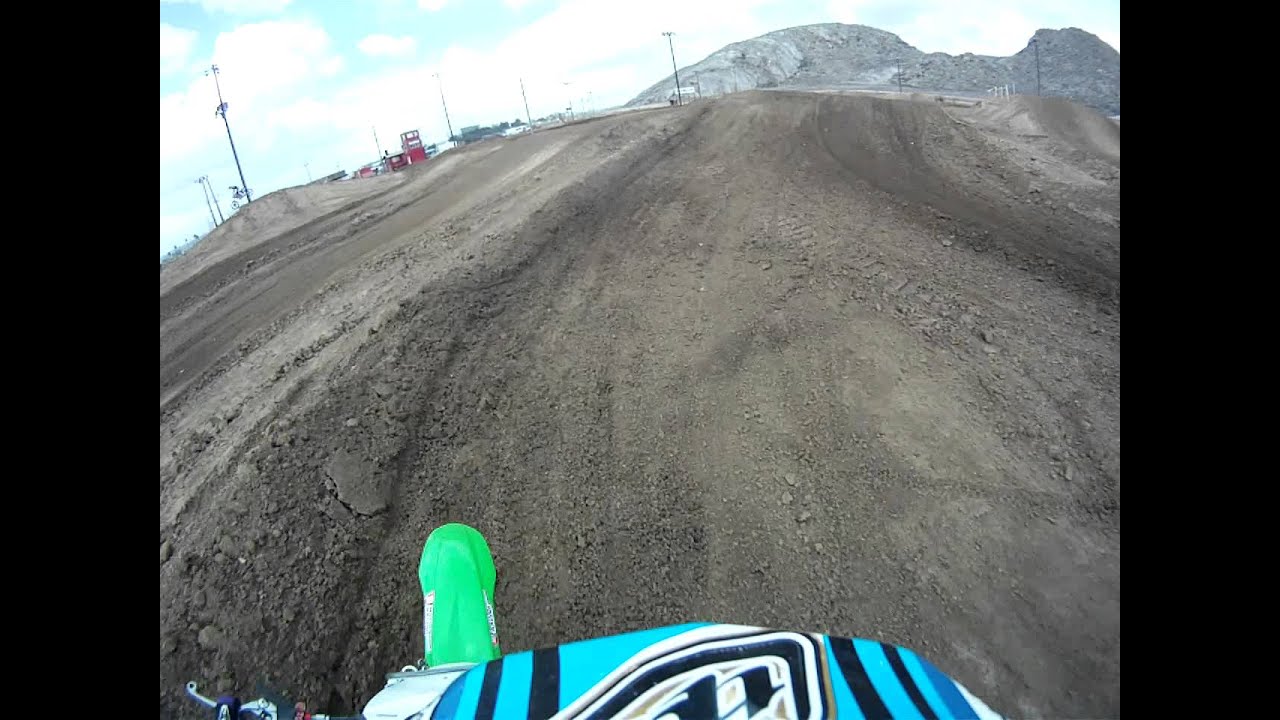 Romancik 2 den jezdeni v californii s tovarnim jezdcem  monster energi