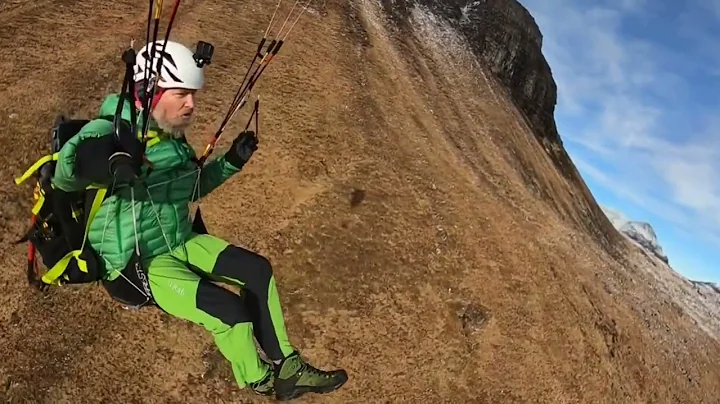 Stac Pollaidh Winter Hike and Fly - Paragliding Sc...
