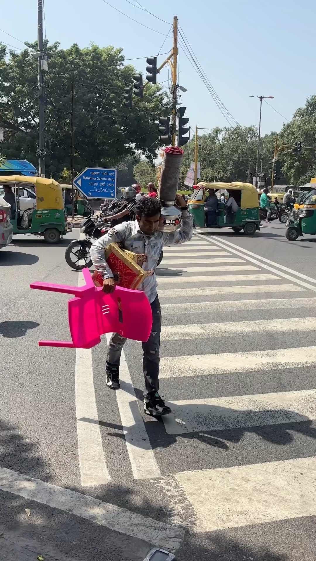 सबकी झोली भरदे माँ ???#humanity #respect #helping #trending #viralvideo #youtubeshorts ?